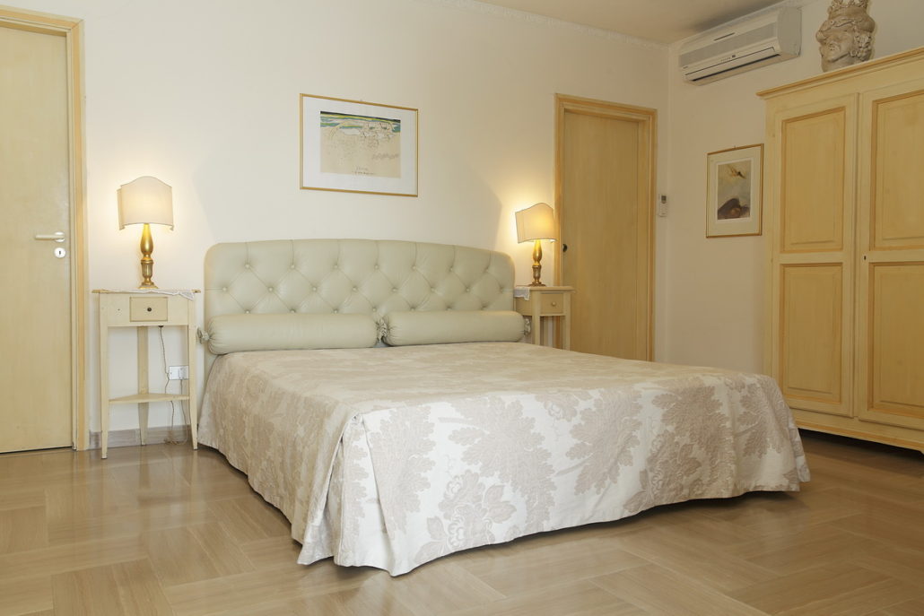 luxury-suite-taormina0009-1030x687 luxury-suite-taormina0009-1030x687