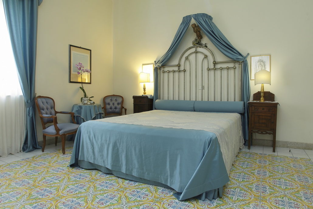 luxury-suite-taormina0012-1030x687 luxury-suite-taormina0012-1030x687